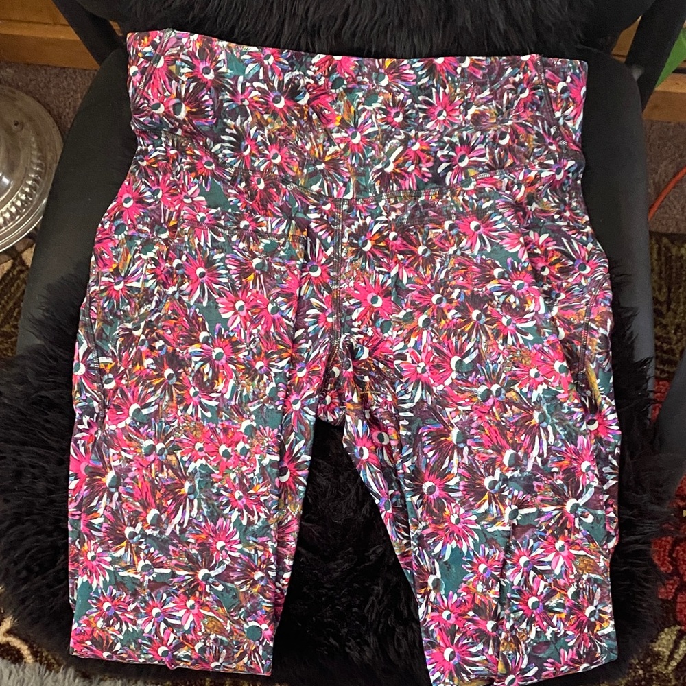 Floral Women's Leggings/Workout Pants